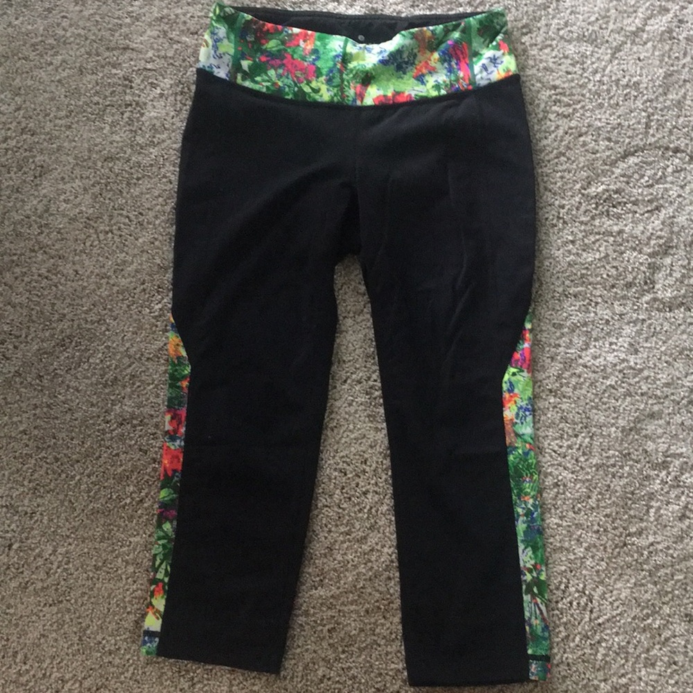 Athleta dry fit capris